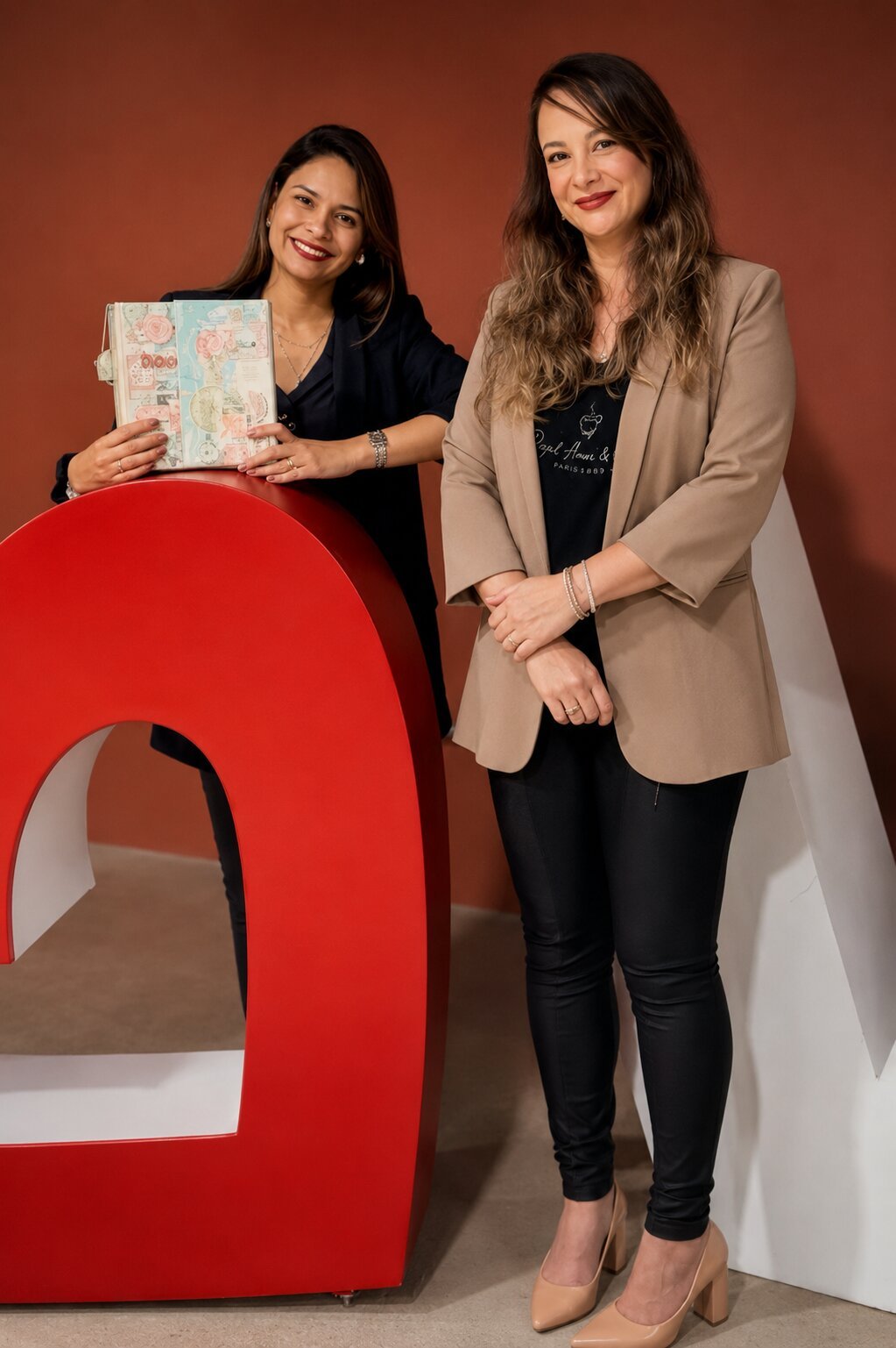 Lu e Bella no atelier em Montes Claros